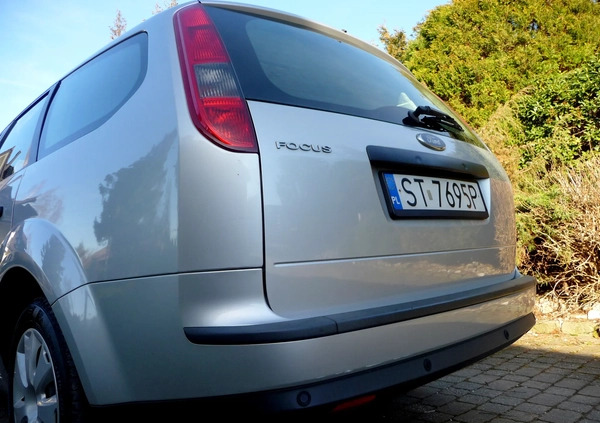 Ford Focus cena 7900 przebieg: 228000, rok produkcji 2005 z Września małe 742